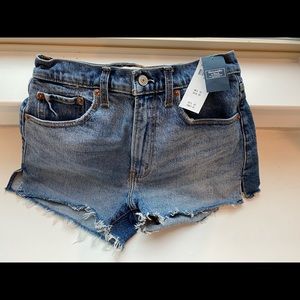 Abercrombie & Fitch high rise mom short